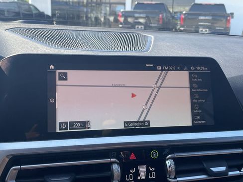 Used 2022 BMW 430i Convertible w/ Premium Package image 21