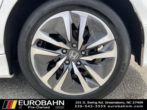 Used 2021 Honda Accord image 32