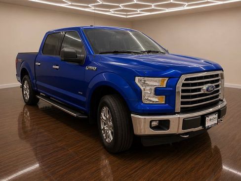 Used 2017 Ford F150 XLT w/ Equipment Group 301A Mid AWD/4WD image 11
