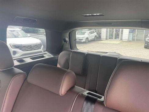 New 2025 Volkswagen ID. Buzz Pro S image 13