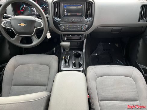 Used 2020 Chevrolet Colorado W/T w/ WT Convenience Package RWD image 17