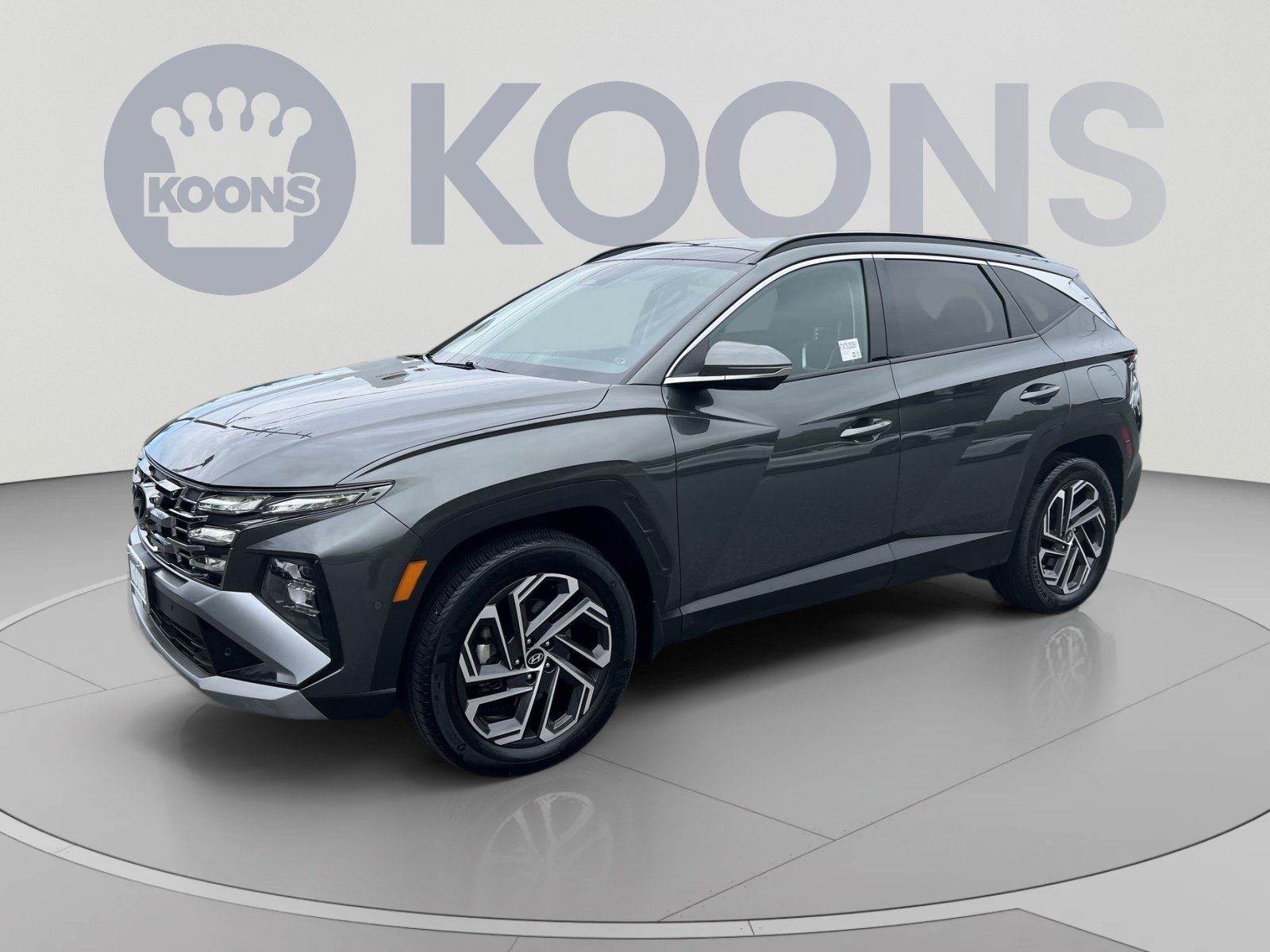 Used 2025 Hyundai Tucson Limited AWD/4WD image 1