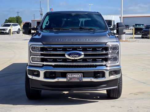 Used 2024 Ford F350 Lariat w/ Lariat Ultimate Package AWD/4WD image 3