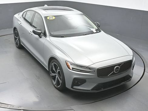 Used 2024 Volvo S60 B5 Plus w/ Protection Package Premier FWD image 41