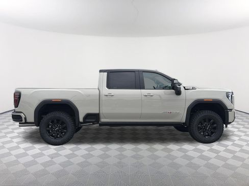 New 2026 GMC Sierra 2500 AT4 w/ AT4 Premium Plus Package AWD/4WD image 7