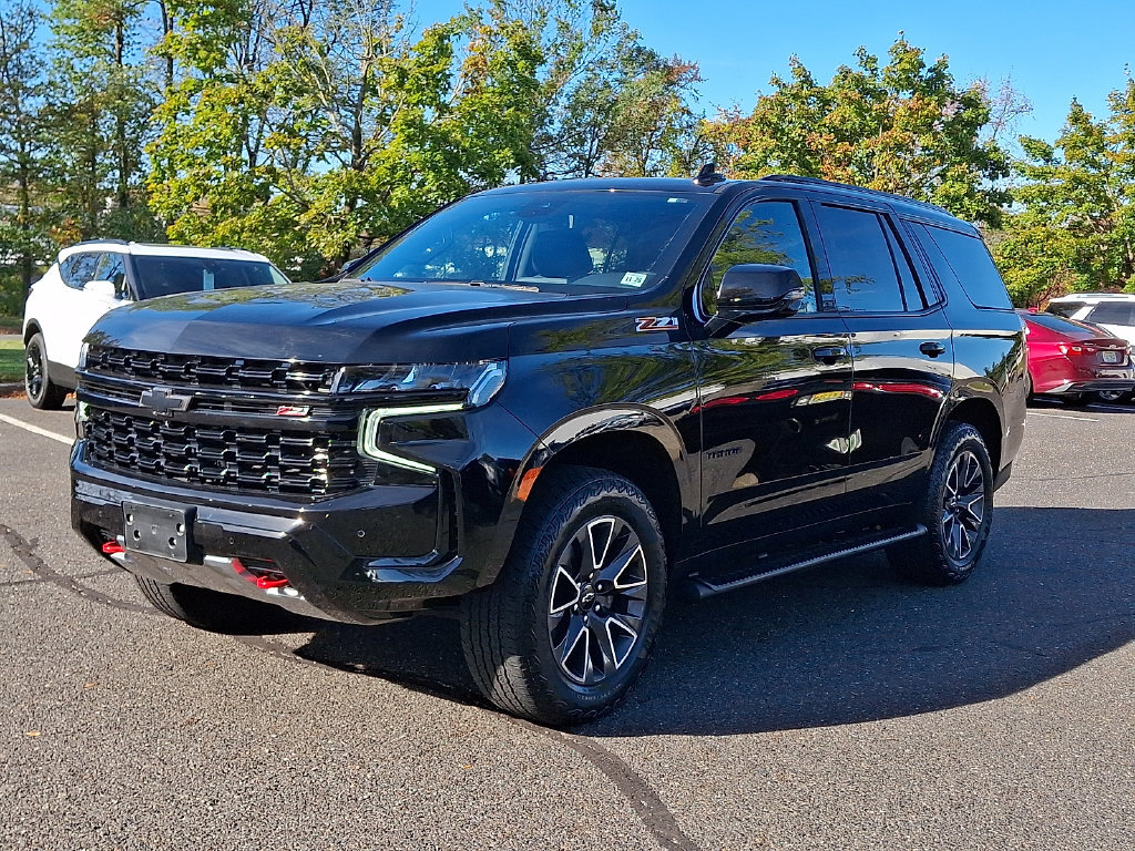 Used 2023 Chevrolet Tahoe Z71 w/ Luxury Package AWD/4WD image 6