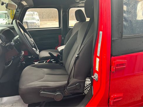 Used 2017 Jeep Wrangler Unlimited Sport w/ Mopar Black Appearance Group image 23