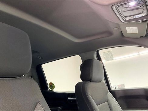 Used 2024 Chevrolet Silverado 1500 Custom image 24