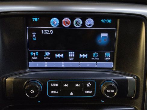 Used 2017 Chevrolet Silverado 1500 LT w/ All Star Edition AWD/4WD image 25