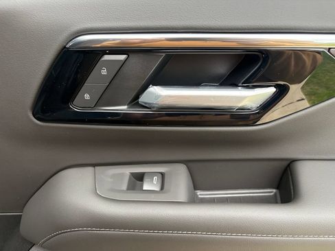 New 2026 Chevrolet Tahoe LS w/ LS Custom Edition AWD/4WD image 37