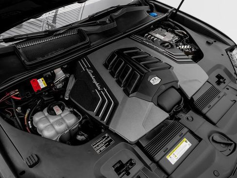 Used 2021 Lamborghini Urus image 29