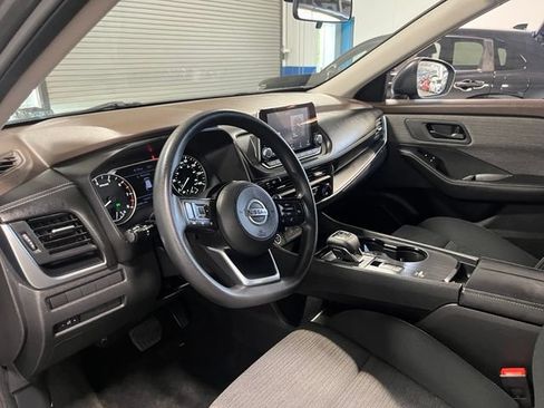 Used 2021 Nissan Rogue S FWD image 23