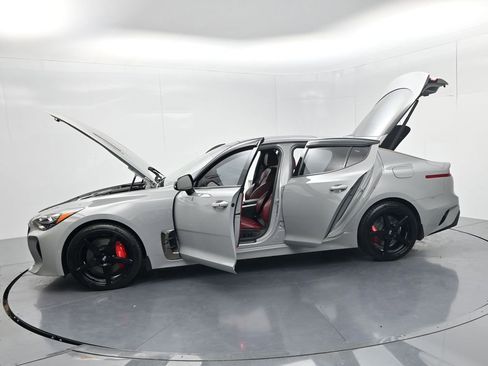Used 2019 Kia Stinger GT2 AWD/4WD image 64