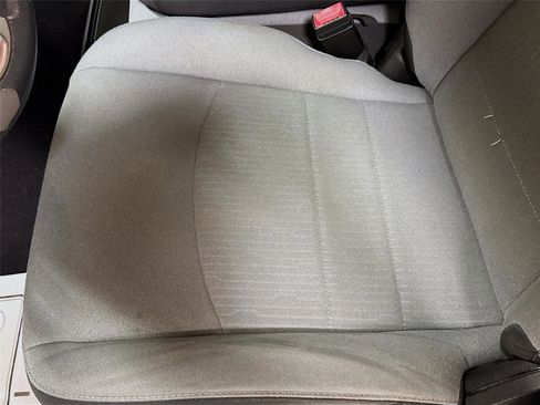 Used 2022 RAM 1500 Classic SLT w/ Electronics Group image 18