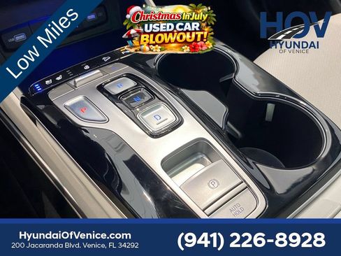 Certified 2024 Hyundai Tucson Limited FWD image 18