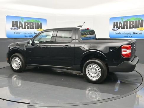 New 2025 Ford Maverick XL image 3