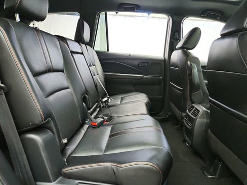 Used 2022 Honda Pilot TrailSport image 37