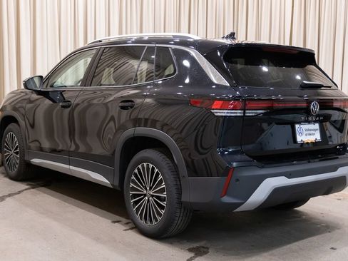 New 2026 Volkswagen Tiguan S image 5