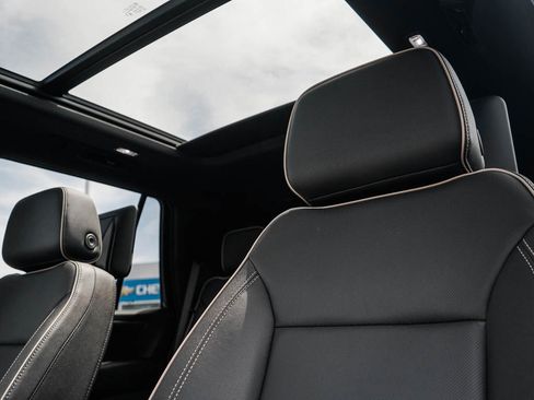 New 2026 Chevrolet Tahoe Premier AWD/4WD image 22