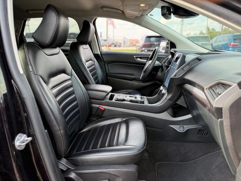 Used 2023 Ford Edge SEL AWD/4WD image 12