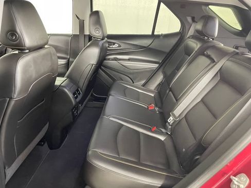 Used 2021 Chevrolet Equinox Premier AWD/4WD image 17