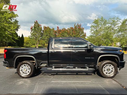 Used 2023 Chevrolet Silverado 2500 High Country w/ Z71 Off-Road Package AWD/4WD image 5
