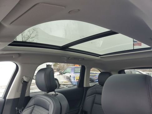 New 2026 Lincoln Nautilus Reserve image 10