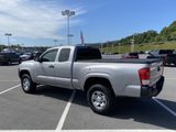 Used 2017 Toyota Tacoma SR image 3