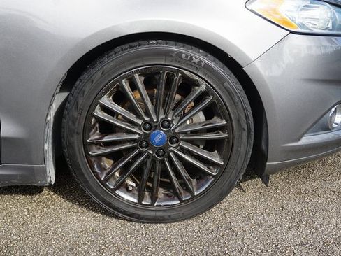 Used 2014 Ford Fusion SE w/ Equipment Group 202A image 11