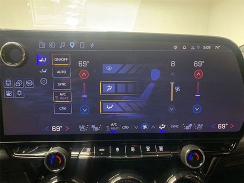 Used 2024 Chevrolet Blazer EV RS AWD/4WD image 20