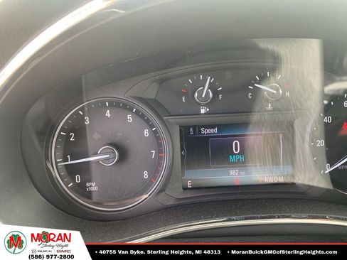 Used 2022 Buick Encore Preferred AWD/4WD image 7