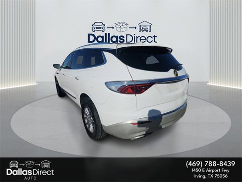Used 2023 Buick Enclave Essence image 9