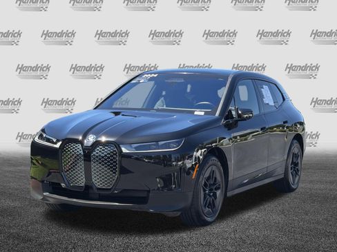 Used 2024 BMW iX xDrive50 w/ Premium Package AWD/4WD image 3