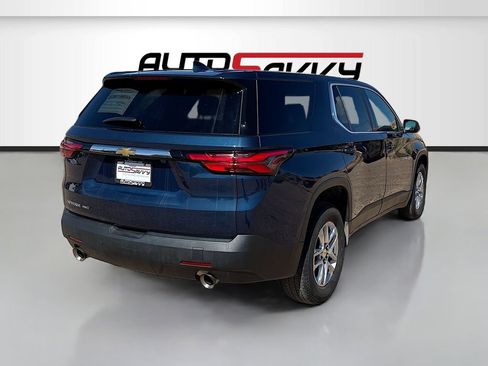 Used 2023 Chevrolet Traverse LS AWD/4WD image 7