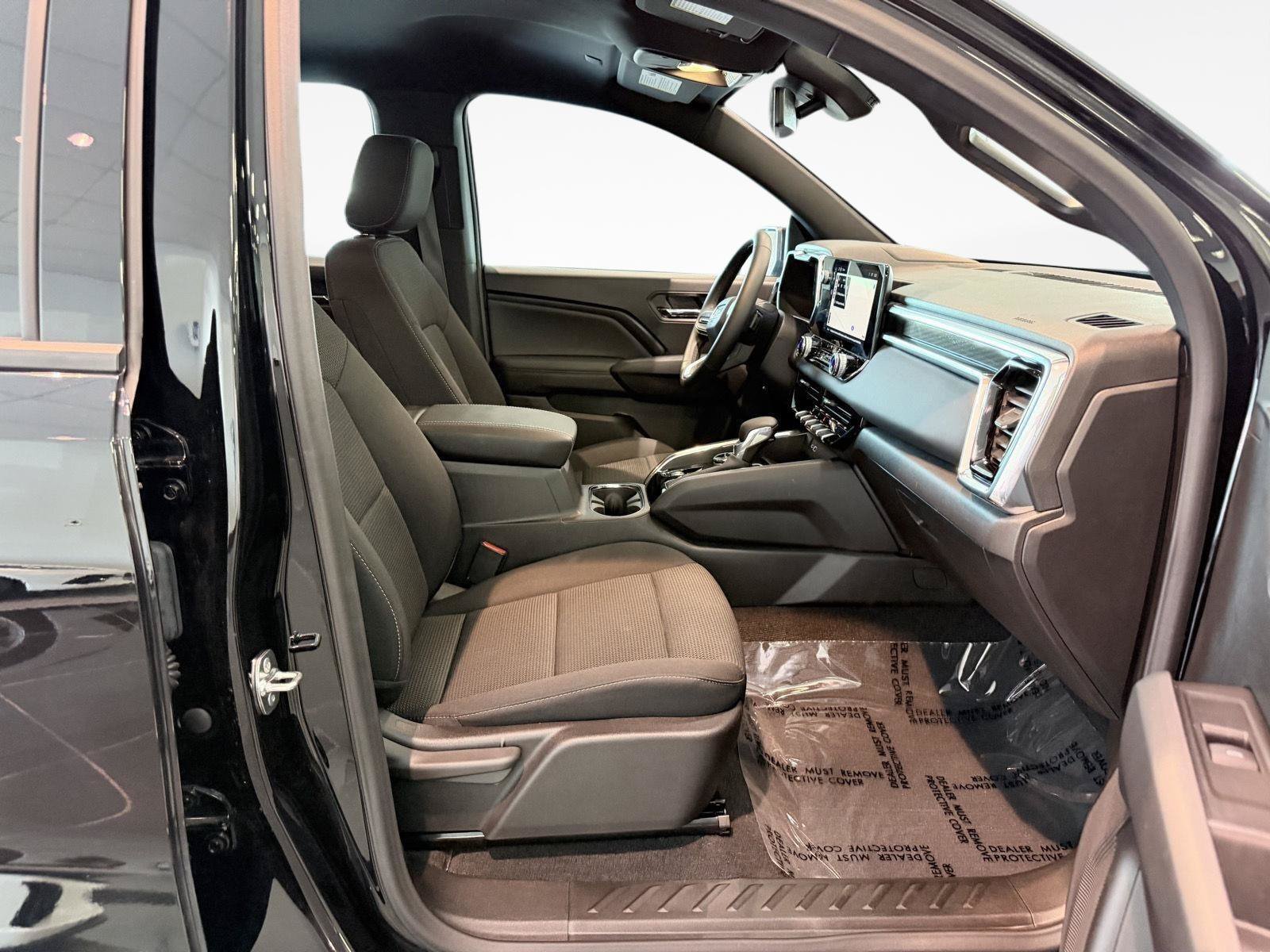Used 2025 GMC Canyon Elevation w/ Convenience Package AWD/4WD image 29