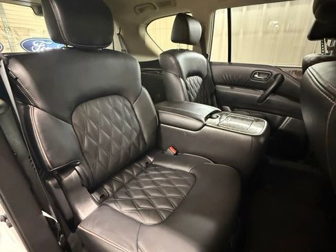 Used 2024 Nissan Armada Platinum w/ Captain's Chairs Package RWD image 22