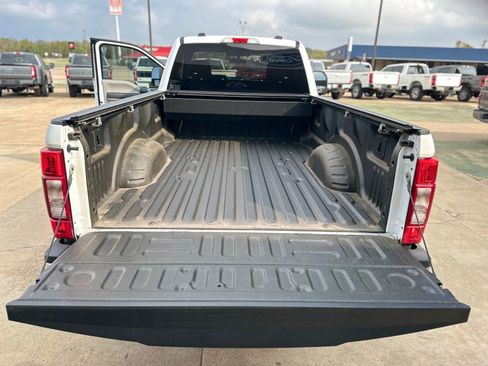 Used 2022 Ford F350 XLT w/ XLT Value Package image 9