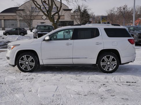 Used 2017 GMC Acadia Denali w/ Technology Package image 5