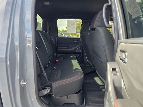 Used 2024 Nissan Frontier PRO-4X w/ Off-Road Protection Package image 26