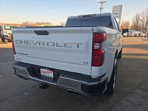 Used 2021 Chevrolet Silverado 1500 LT w/ Z71 Off-Road Package image 10