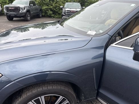 Used 2023 Volvo XC60 B5 Ultimate w/ Climate Package FWD image 37