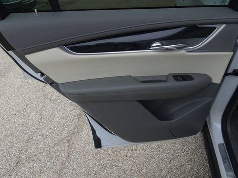 Used 2024 Cadillac XT6 Premium Luxury w/ LPO, Floor Liner Package AWD/4WD image 17