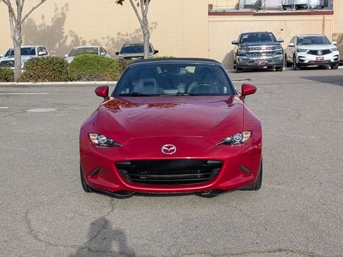 Used 2016 MAZDA MX-5 Miata Grand Touring image 2