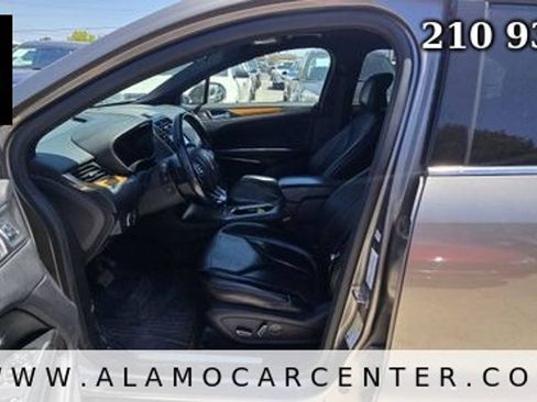 Used 2016 Lincoln MKC Reserve FWD image 33