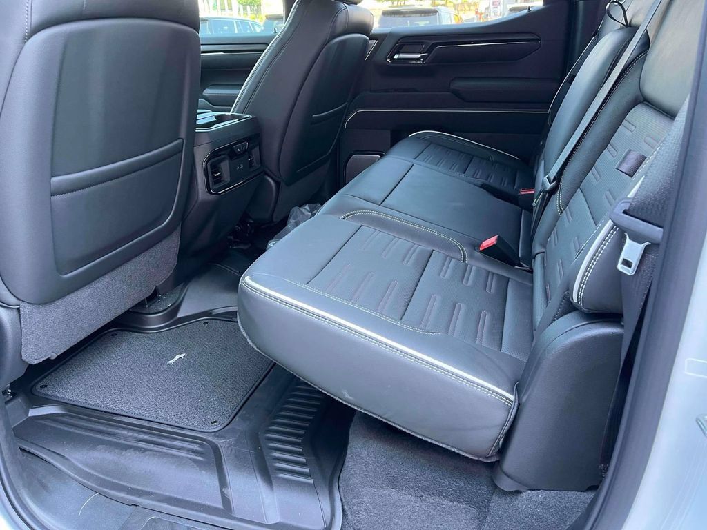 New 2026 GMC Sierra 1500 AT4X AWD/4WD image 17