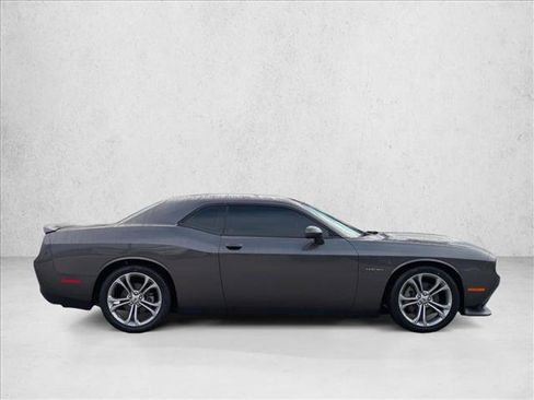 Used 2022 Dodge Challenger R/T image 4