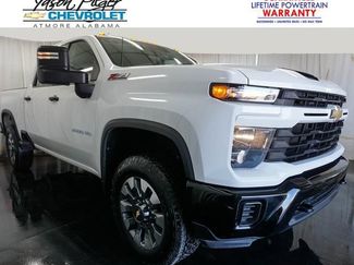 Used 2025 Chevrolet Silverado 2500 Custom w/ Z71 Off-Road Package AWD/4WD video 1