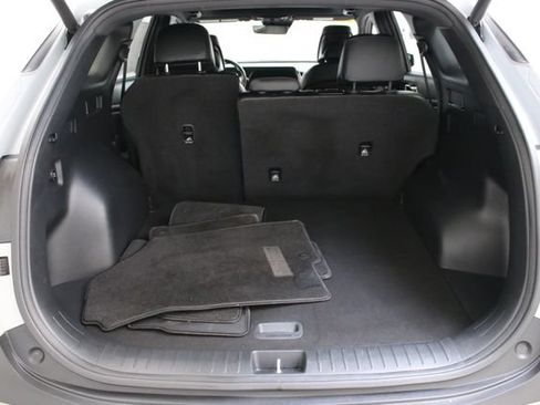 Used 2023 Kia Sportage X-Line w/ X-Line Premium Package AWD/4WD image 32