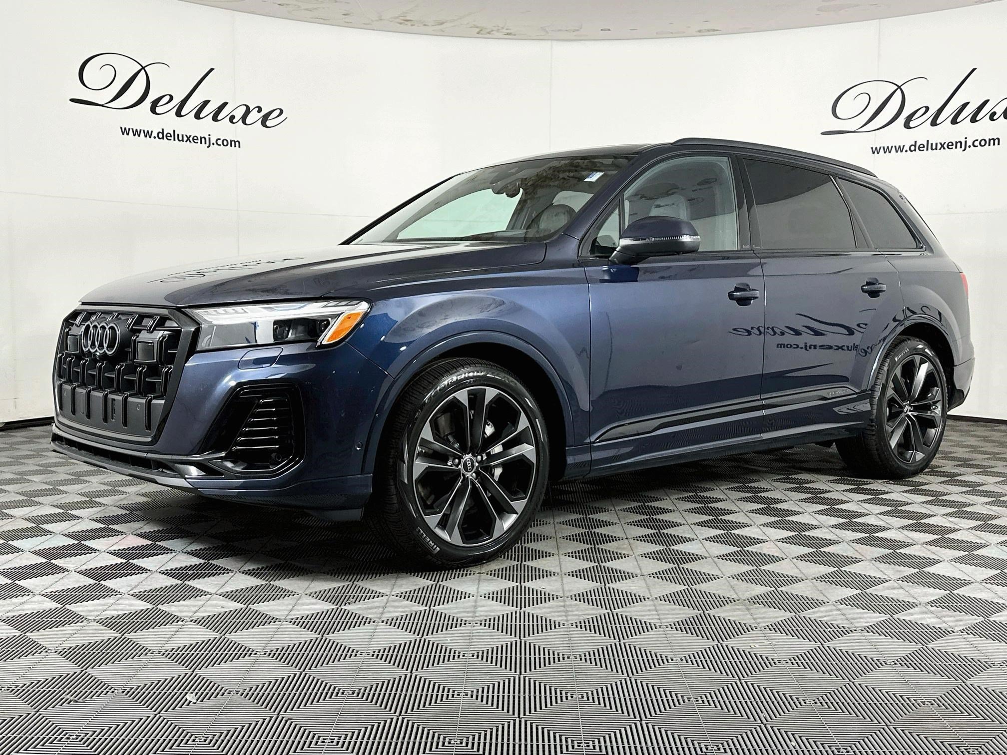 Used 2025 Audi Q7 3.0T Prestige AWD/4WD image 3