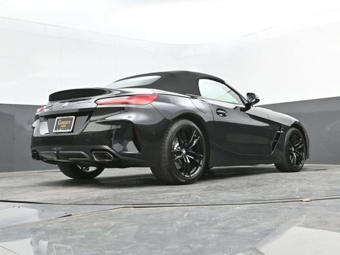 Used 2025 BMW Z4 M40i w/ Premium Package RWD image 35